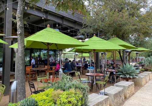 Do All Cafes in Fort Worth, Texas Offer Outdoor Seating Areas?